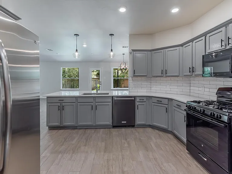 3213 Canyon Ledge Cv — Photo 9