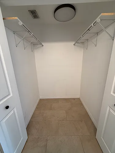 2254 Grenwich Ave #2254 Photo 1