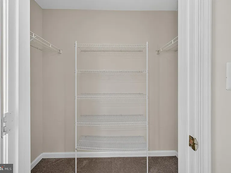 15044 Gaffney Cir — Photo 22