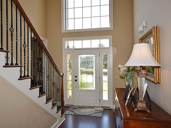 5th image of 4903 Tree Cove Ln SE