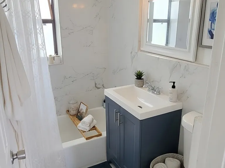 NW 141st St — Photo 24