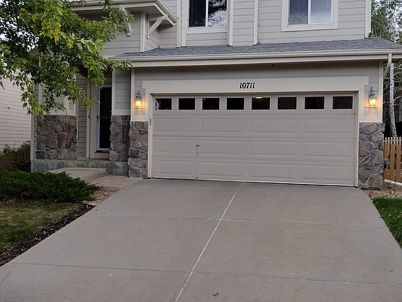 Front showing driveway