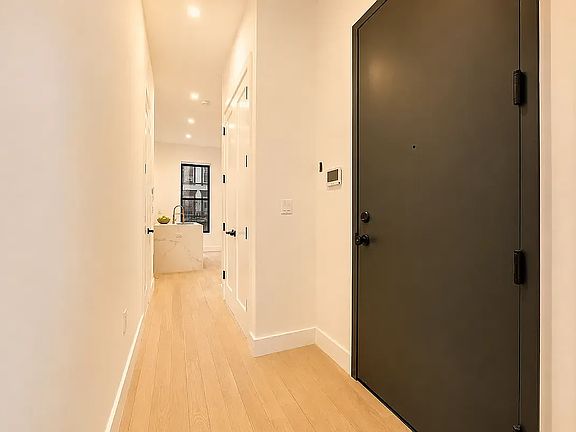 4th image of 49 W 55th St #5B