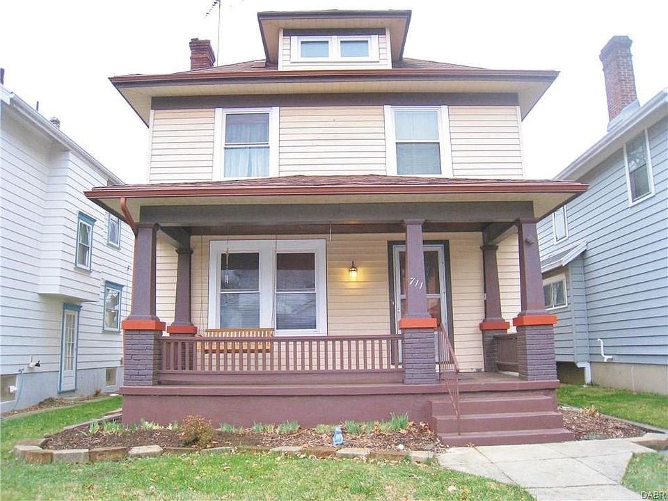 1st image of 711 Wilfred Ave