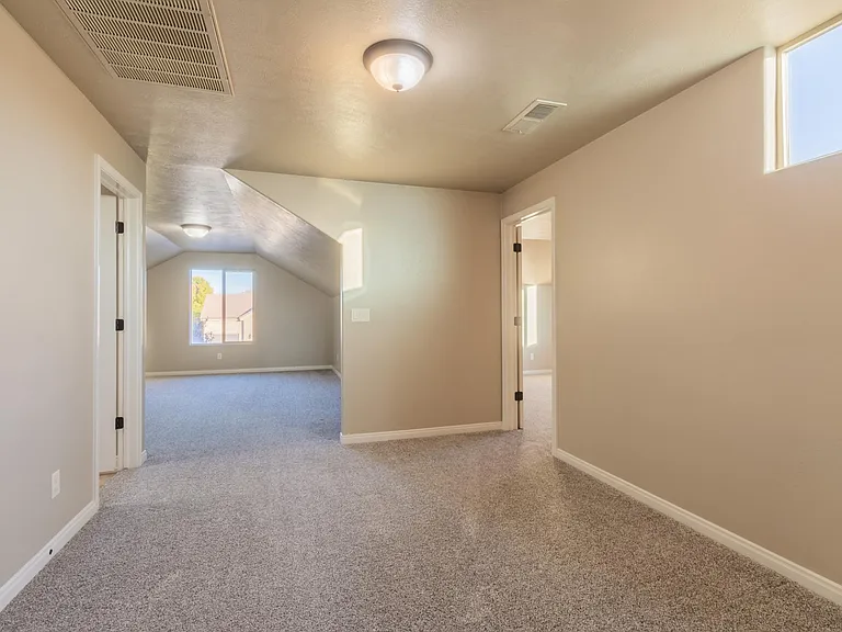 2676 S Wilson Dr — Photo 33