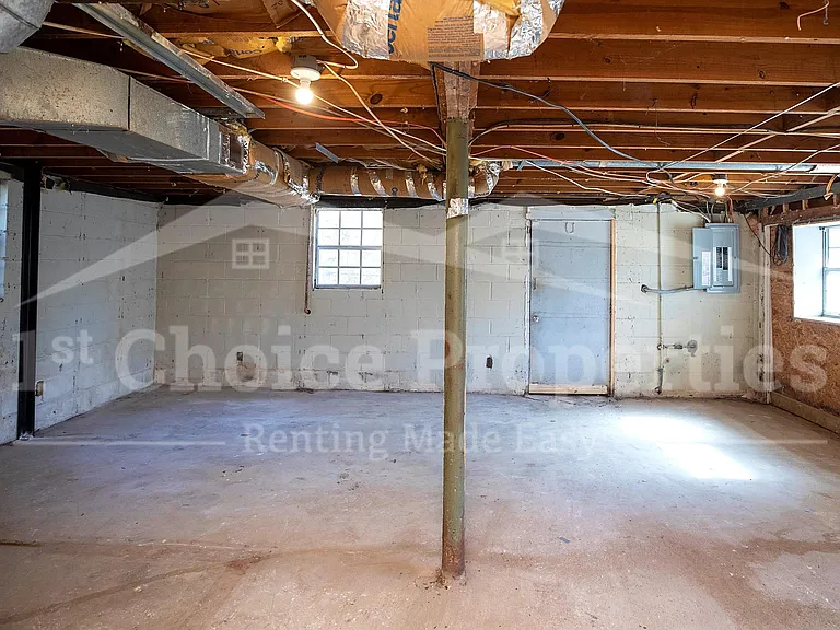 5140 Hickory Dr NE — Photo 17