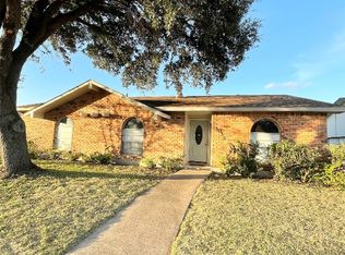 3025 Apollo Rd, Garland, TX 75044