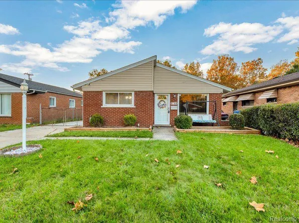 4984 McKinley St, Dearborn Heights, MI 48125