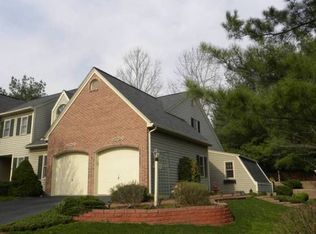 341 N Donerville Rd, Mountville, PA 17554