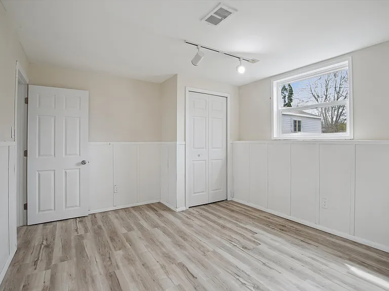2728 Yost Blvd — Photo 13