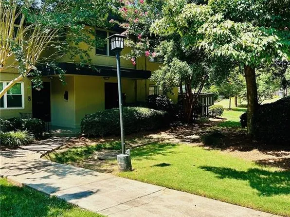 307 Lakemoore Dr NE APT D, Atlanta, GA 30342