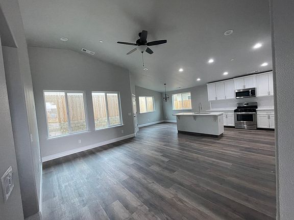 Living room; dinning room ; kitchen view