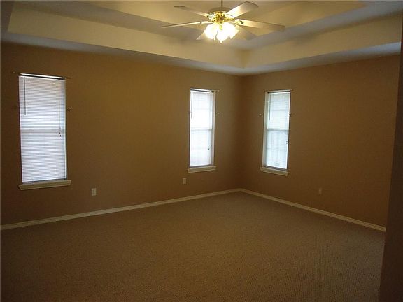 4th image of 1584 S Gastel Cir