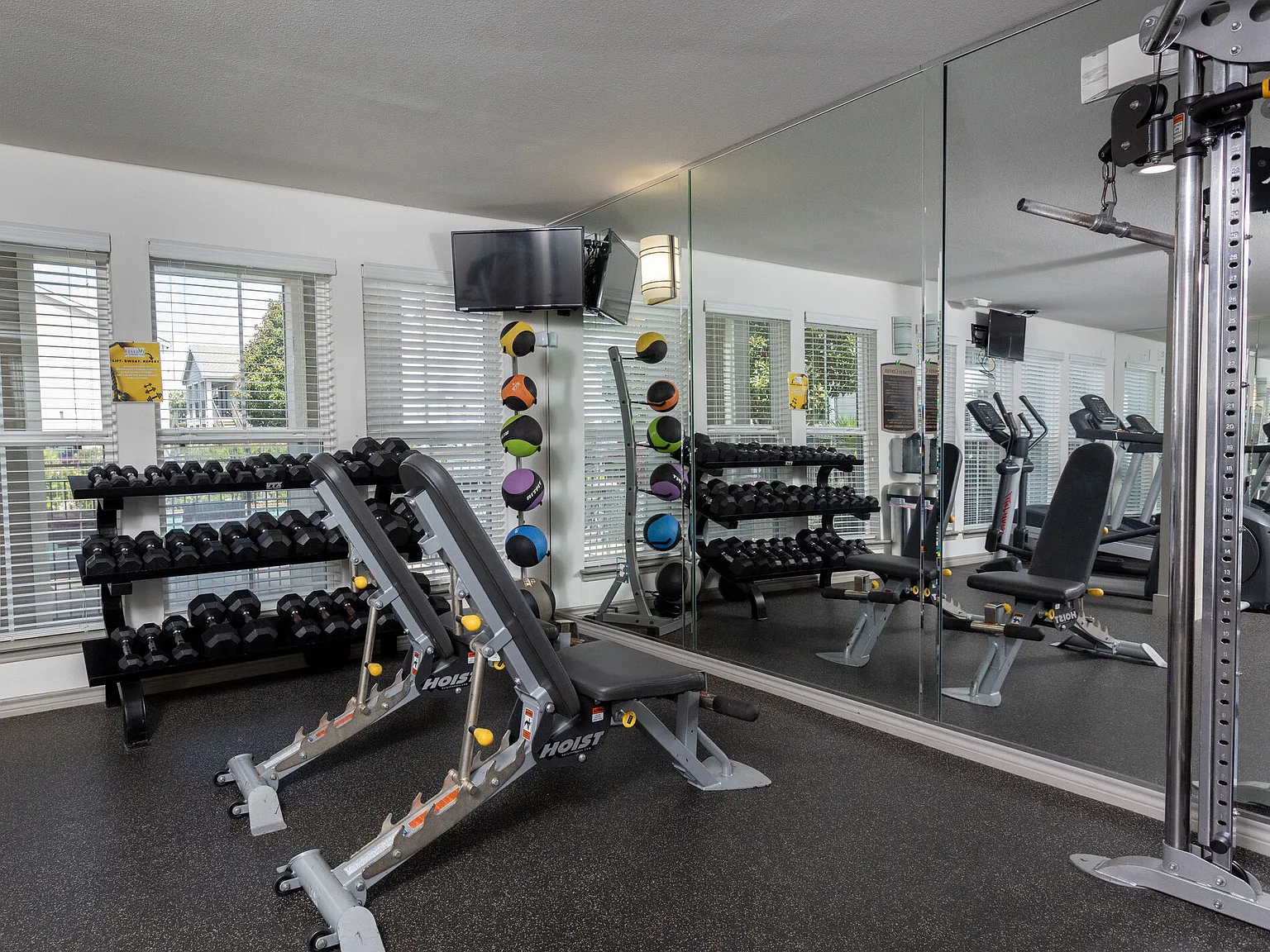 Reserve at Garden Oaks — Photo 4