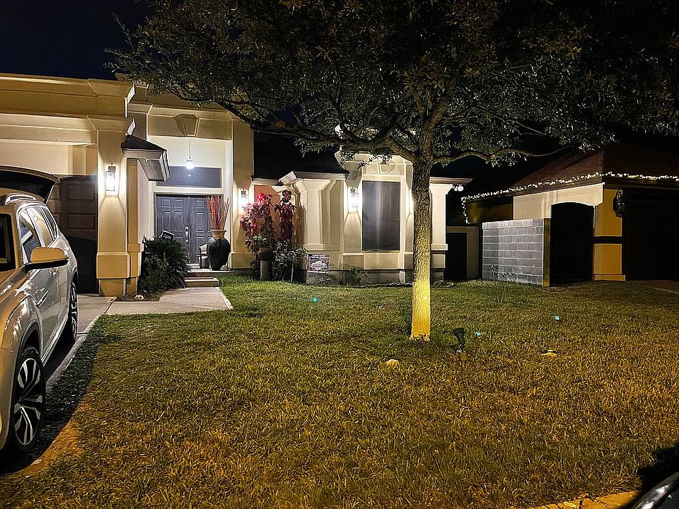 2nd image of 3132 Conde Dr