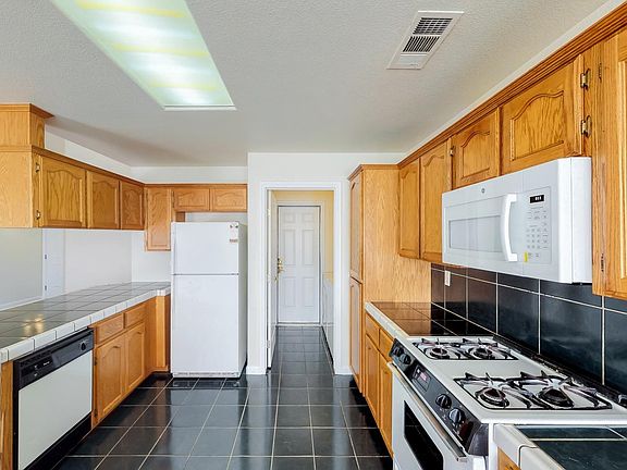 5th image of 2207 S Virmargo St