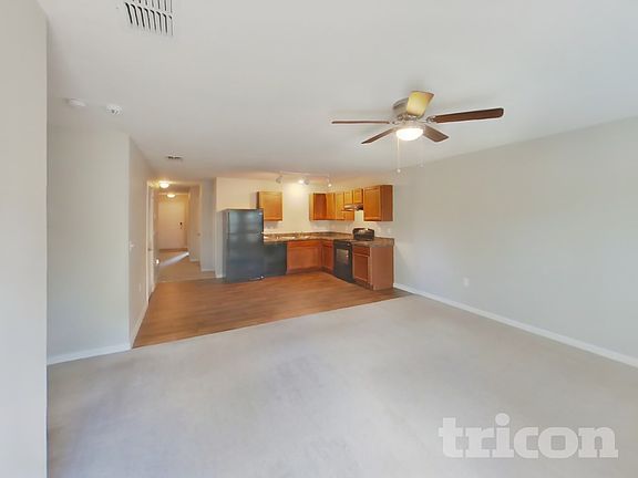 3rd image of 2491 Stanton Ave