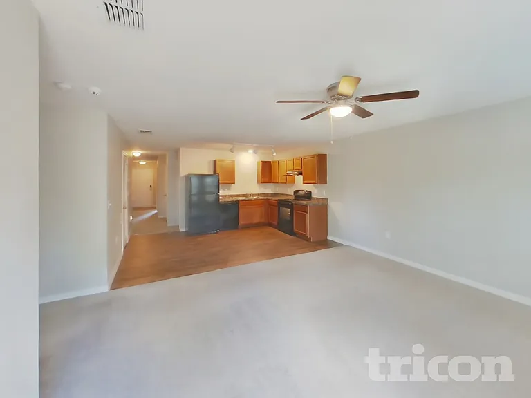 2491 Stanton Ave — Photo 3