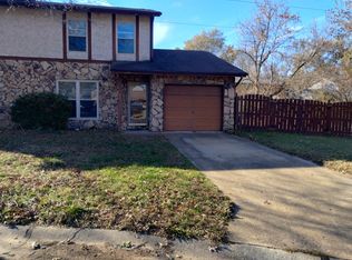 611 Kane Ct, Belleville, IL 62221