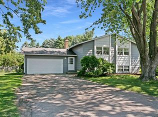16481 Fernando Way, Rosemount, MN 55068