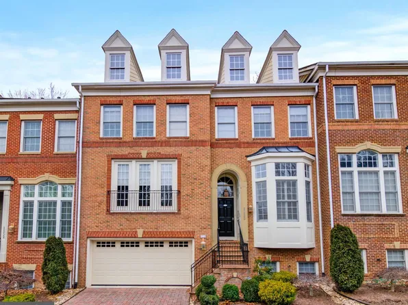 1830 Battery Park St, Vienna, VA 22182