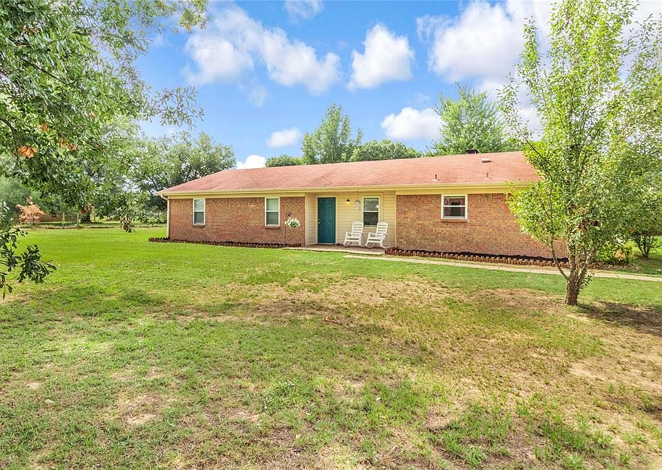 2516 County Road 2324, Como, TX 75431 Zillow
