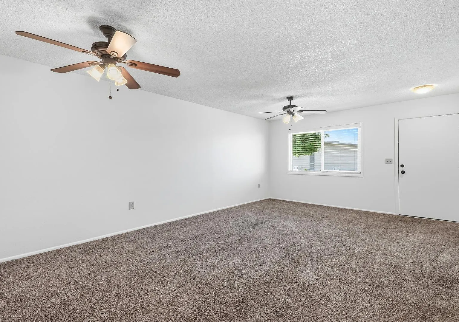 10922 W Santa Fe Dr - Santa Fe — Photo 4