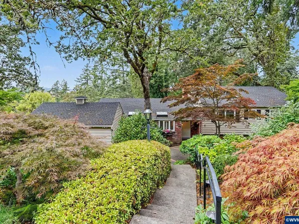 1075 Hansen Ave S, Salem, OR 97302