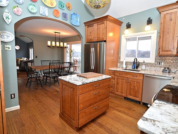 129 North Lake Shore Drive