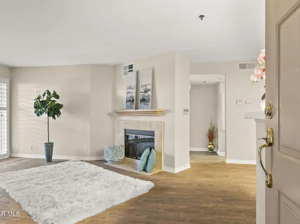 675 Oak Run Trl Unit 205, Oak Park, CA 91377