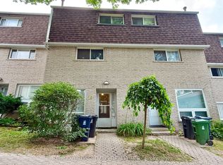 91 Rameau Dr #10, Toronto, ON M2H 1T6