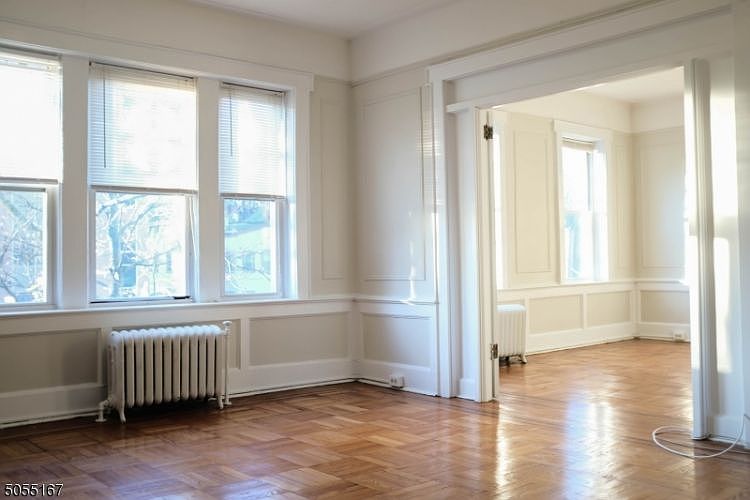2nd image of 11 Seymour St APT 7