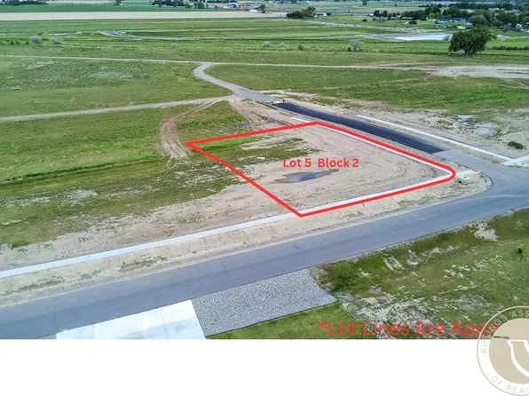 5 Abby Rd, Billings, MT 59106