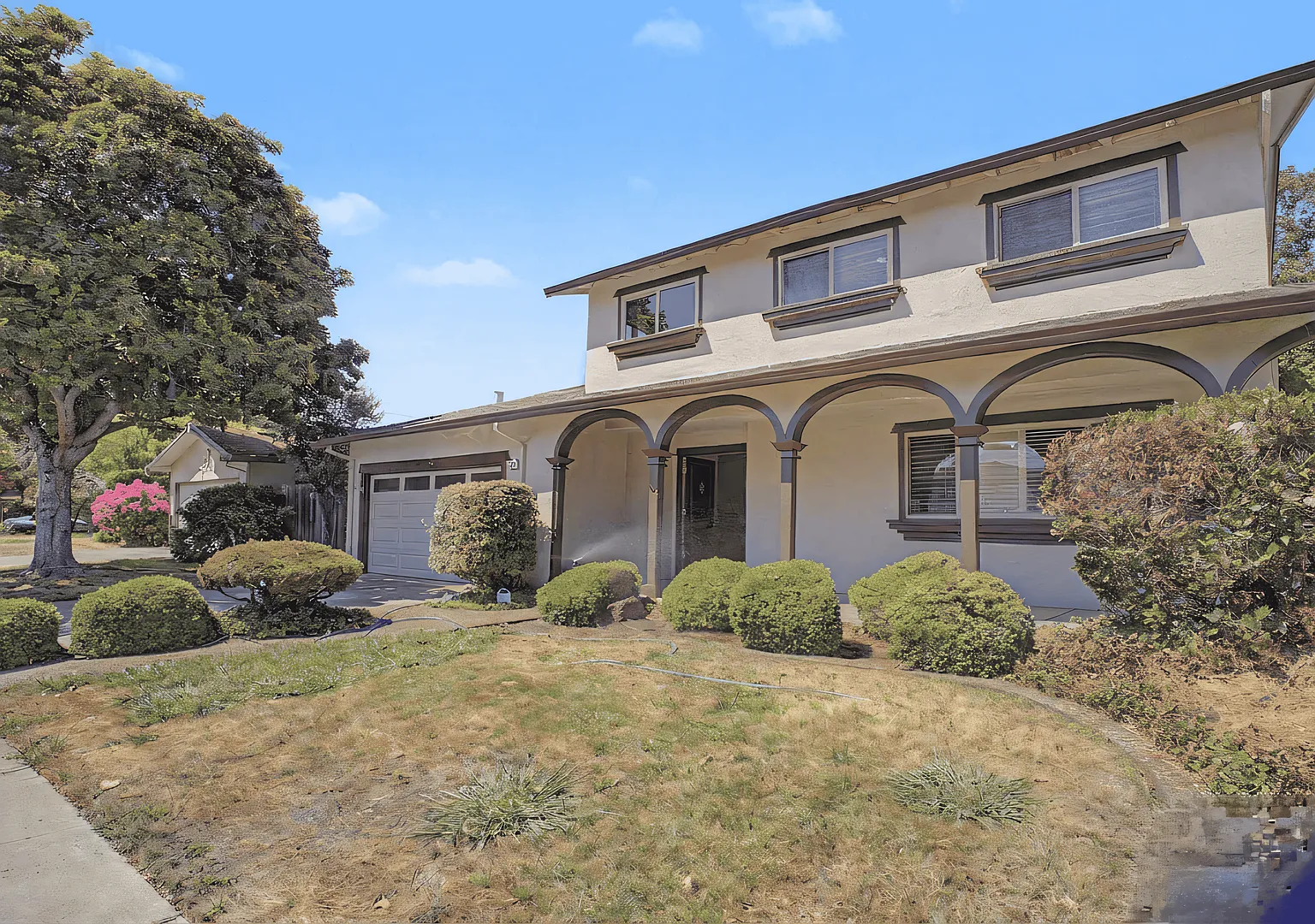 Spacious 4 Bed/ 2.5 bath Home in Prime Pleasanton Neighborhood Walk to Schools & Parks! New paint... — Photo 2