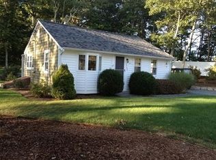 112 Williams Ave, Pocasset, MA 02559