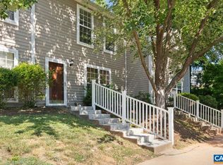 129 Waterbury Ct, Charlottesville, VA 22902