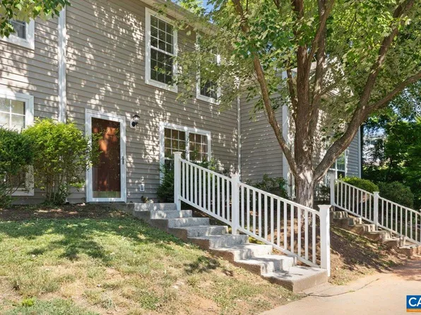 129 Waterbury Ct, Charlottesville, VA 22902