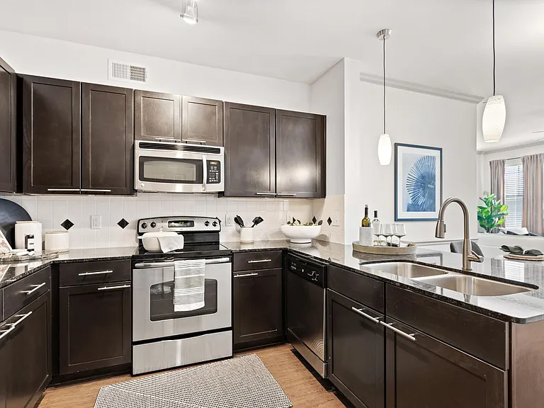 Creekside Townhomes — Photo 1