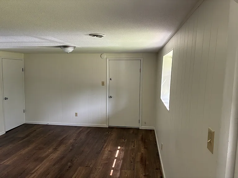 774 W Union St #5 — Photo 6