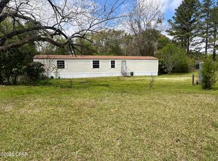 3678 Lilly Ln, Marianna, FL 32446