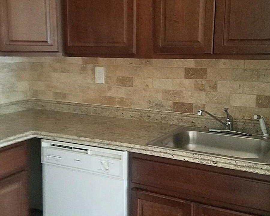 1st image of 40 Wolkoff Ln
