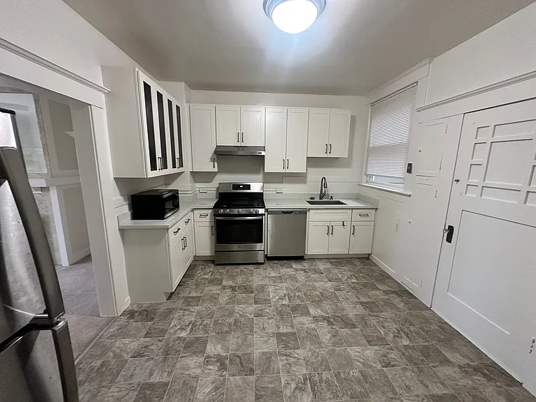 149 Eureka St #7055R — Photo 5
