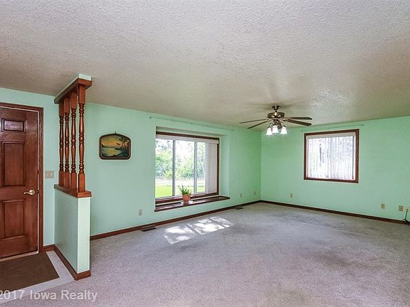 3rd image of 13175 Fulton St