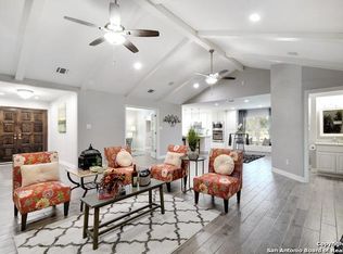 208 Robledo Verde St, Hollywood Park, TX 78232
