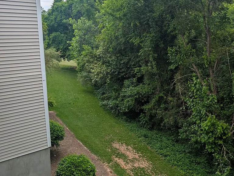 22 Royal Oak Dr — Photo 14