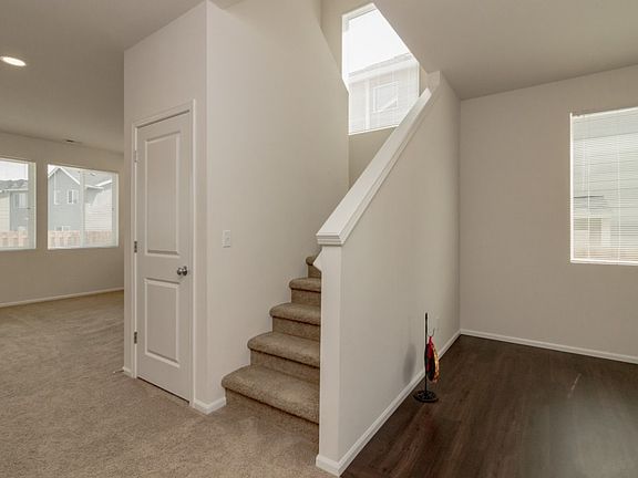 5th image of 19317 18th Avenue Ct E