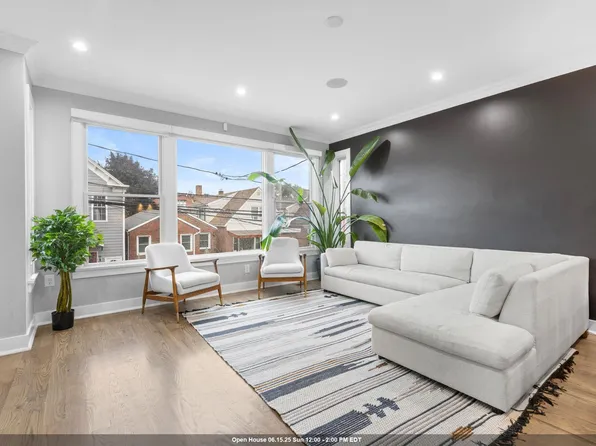 23 Manhattan Avenue image 1 of 17