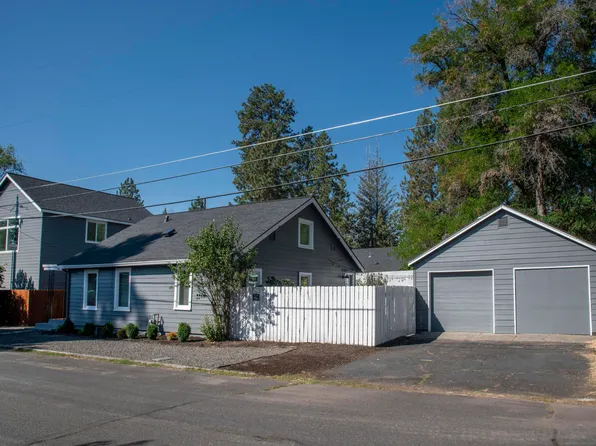 202 NW Thurston Ave, Bend, OR 97703