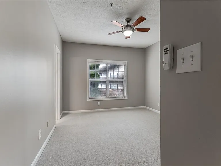 1250 Parkwood Cir SE #2201 — Photo 27