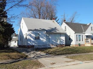 19613 Beverly Ave, Maple Heights, OH